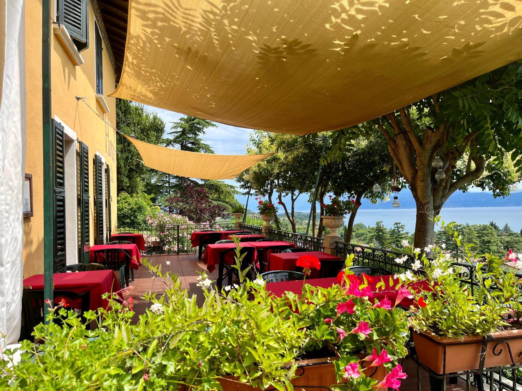 Villa Schindler Manerba del Garda Bagian luar foto